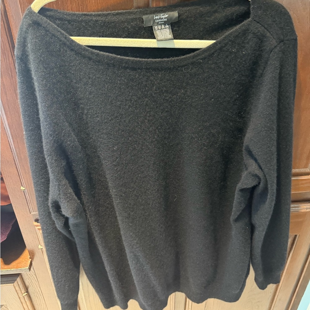 Lord & Taylor Black Crew Neck cashmere plus size 3x Sweater